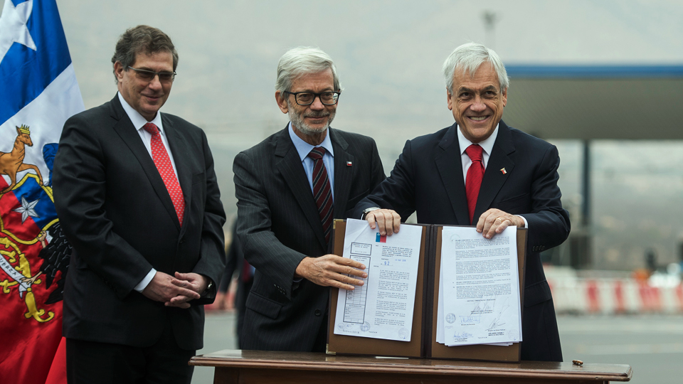 Presidente Piñera anuncia instalación de sistema Tag en autopista Nororiente